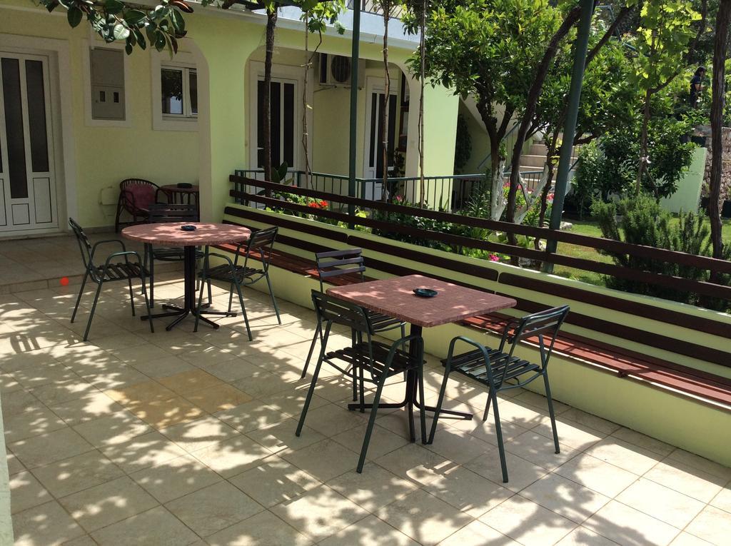 Apartments Simo Petrovac Ngoại thất bức ảnh
